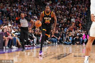 他的职业生 他的职业生