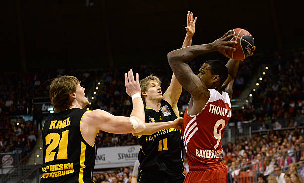 8次抢断 8次抢断