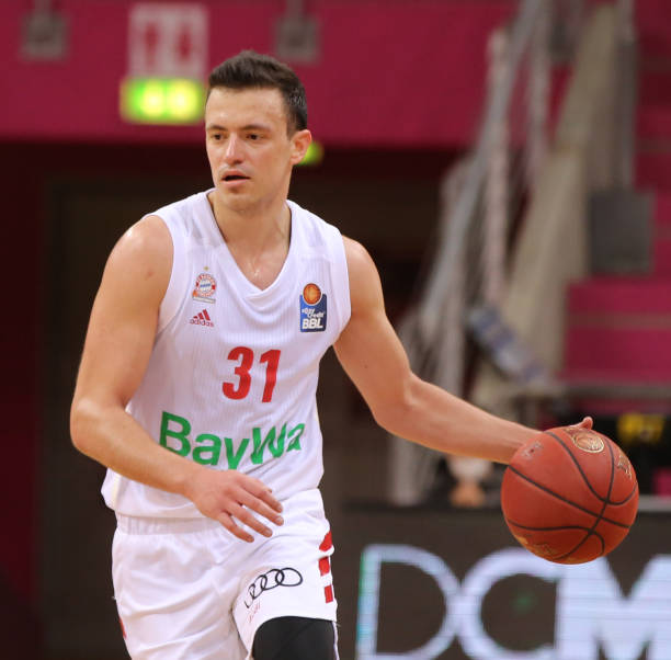 收入波动 收入波动